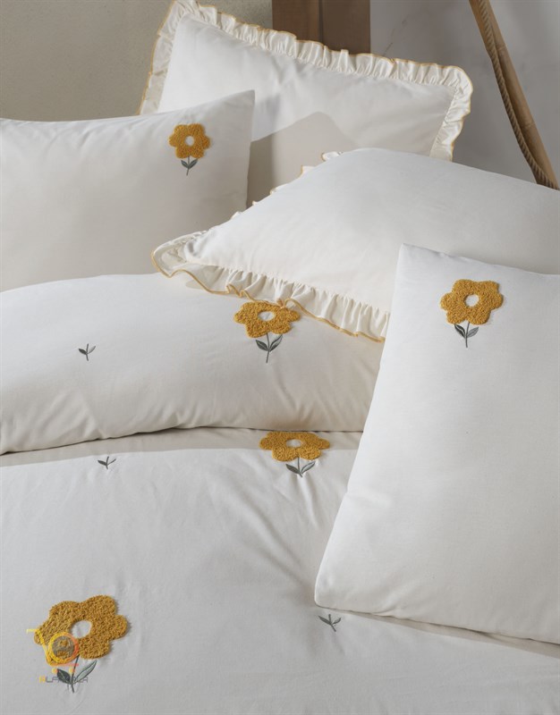 روتختی با زمینه سفید و گل زرد طرح florita sari